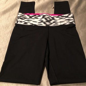 PINK Yoga Pants 🧘🏻‍♀️